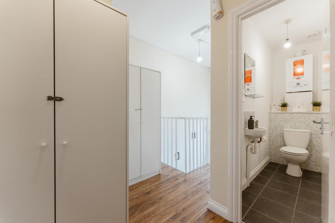 Mile End Rooms 57A Londen Buitenkant foto