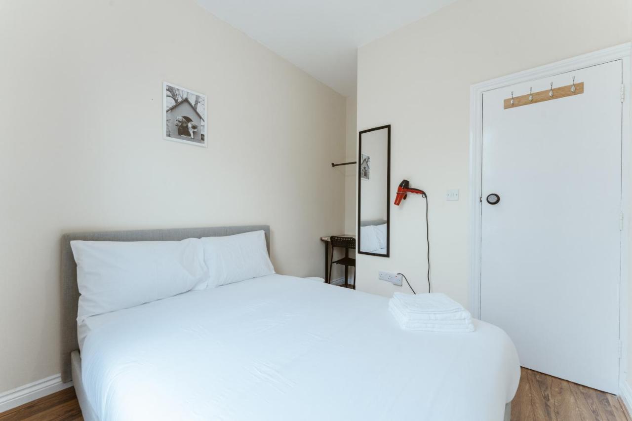 Mile End Rooms 57A Londen Buitenkant foto