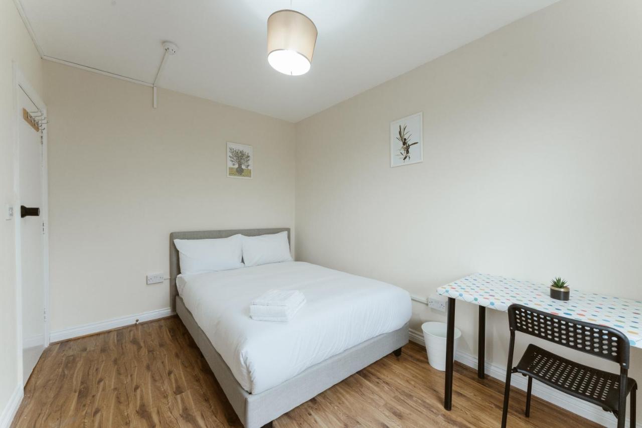 Mile End Rooms 57A Londen Buitenkant foto