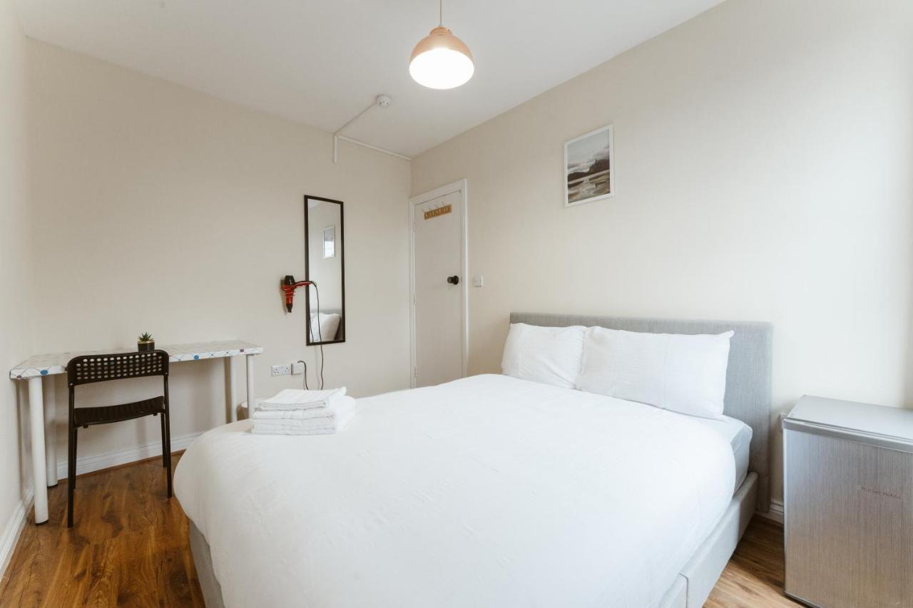 Mile End Rooms 57A Londen Buitenkant foto