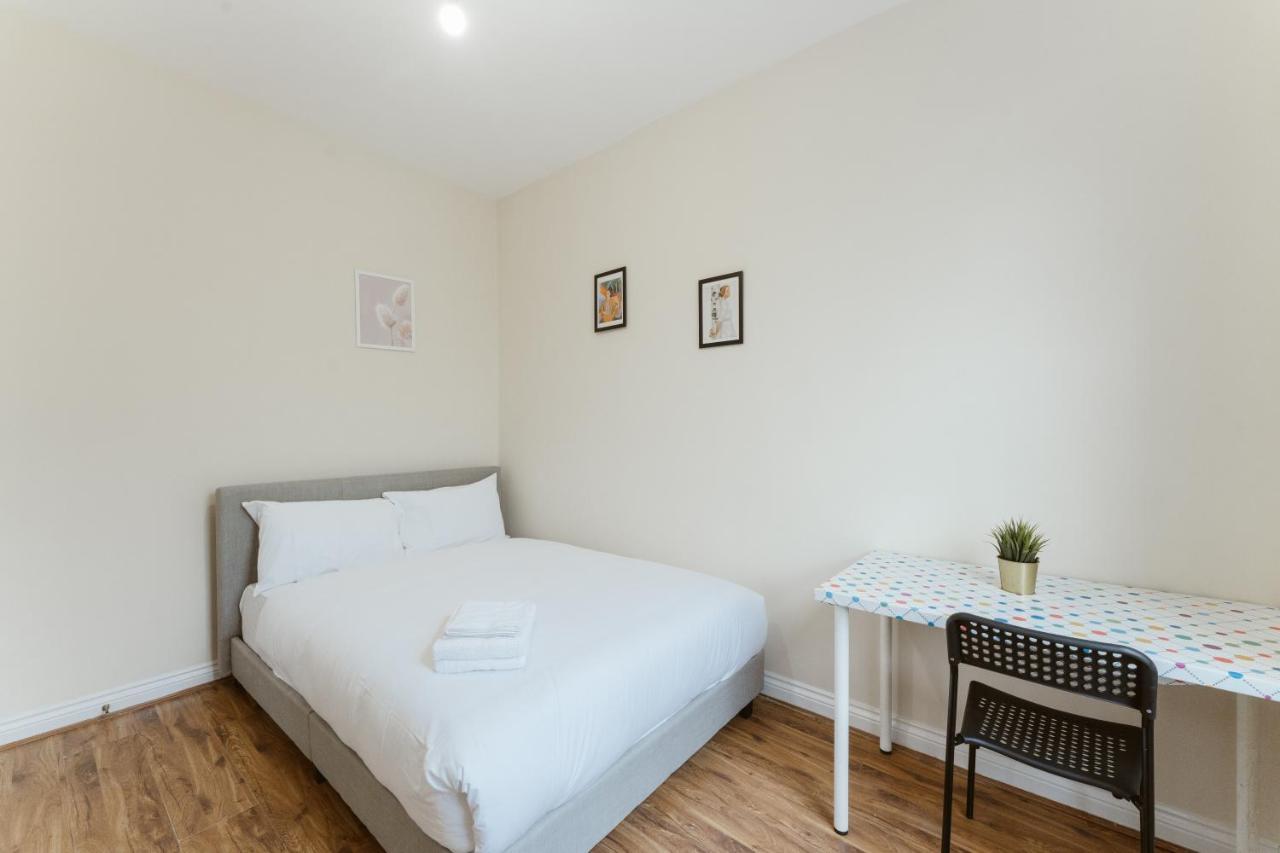 Mile End Rooms 57A Londen Buitenkant foto