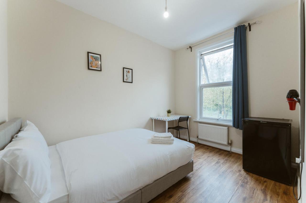 Mile End Rooms 57A Londen Buitenkant foto
