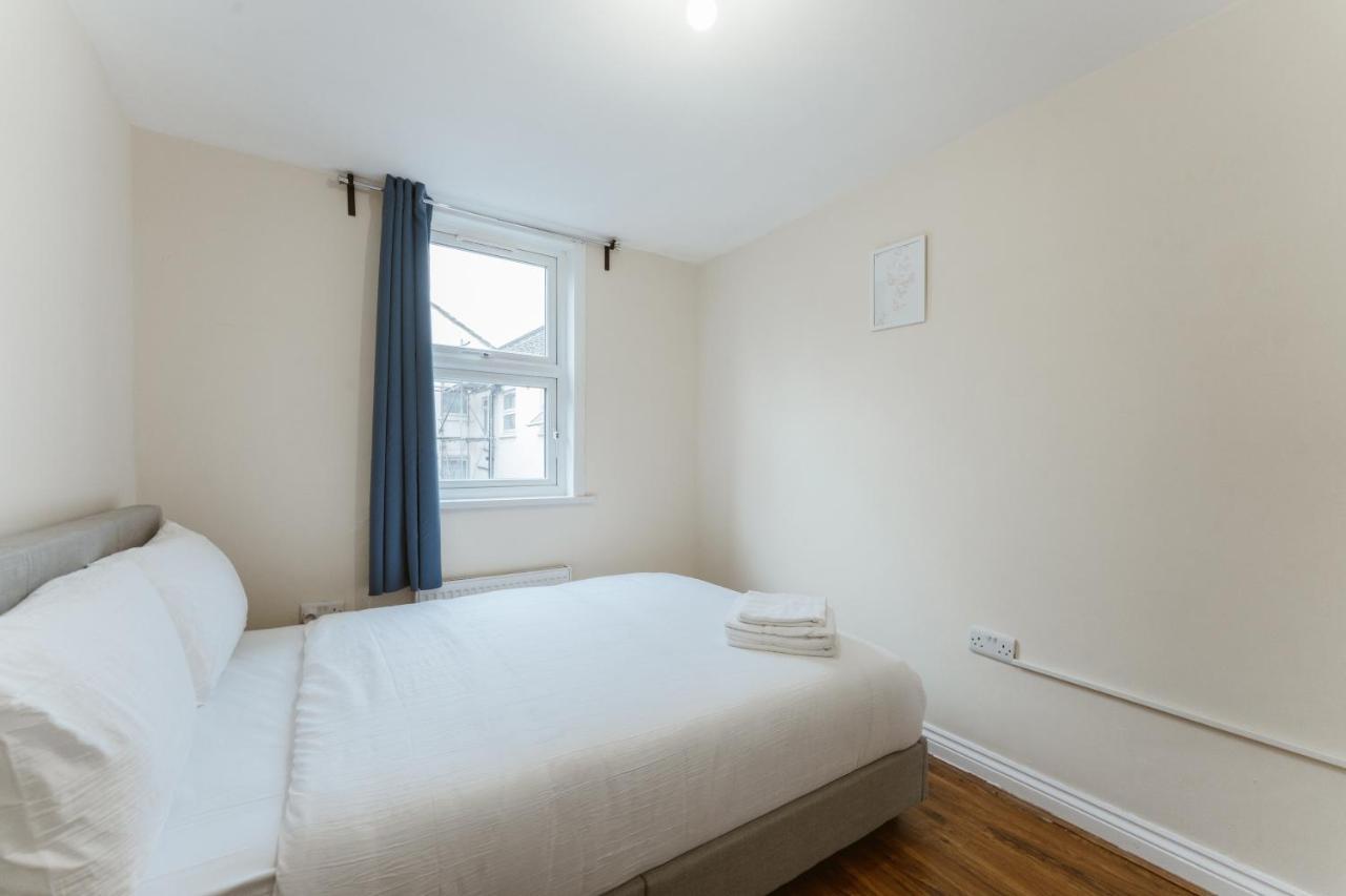 Mile End Rooms 57A Londen Buitenkant foto